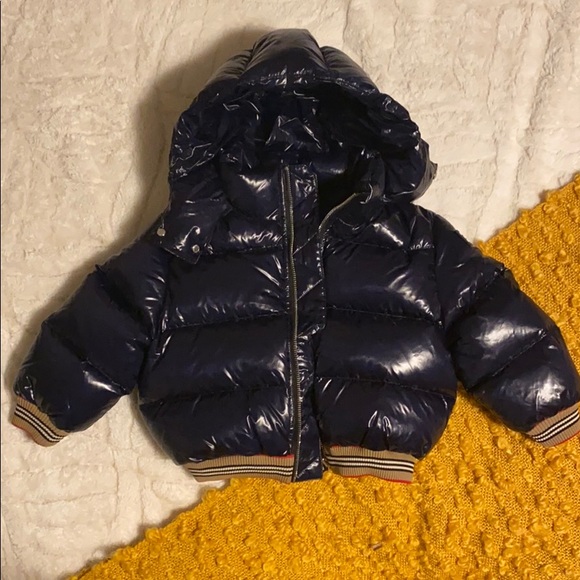 Josiah Short Burberry Puffer Bomber - Picture 2 of 8